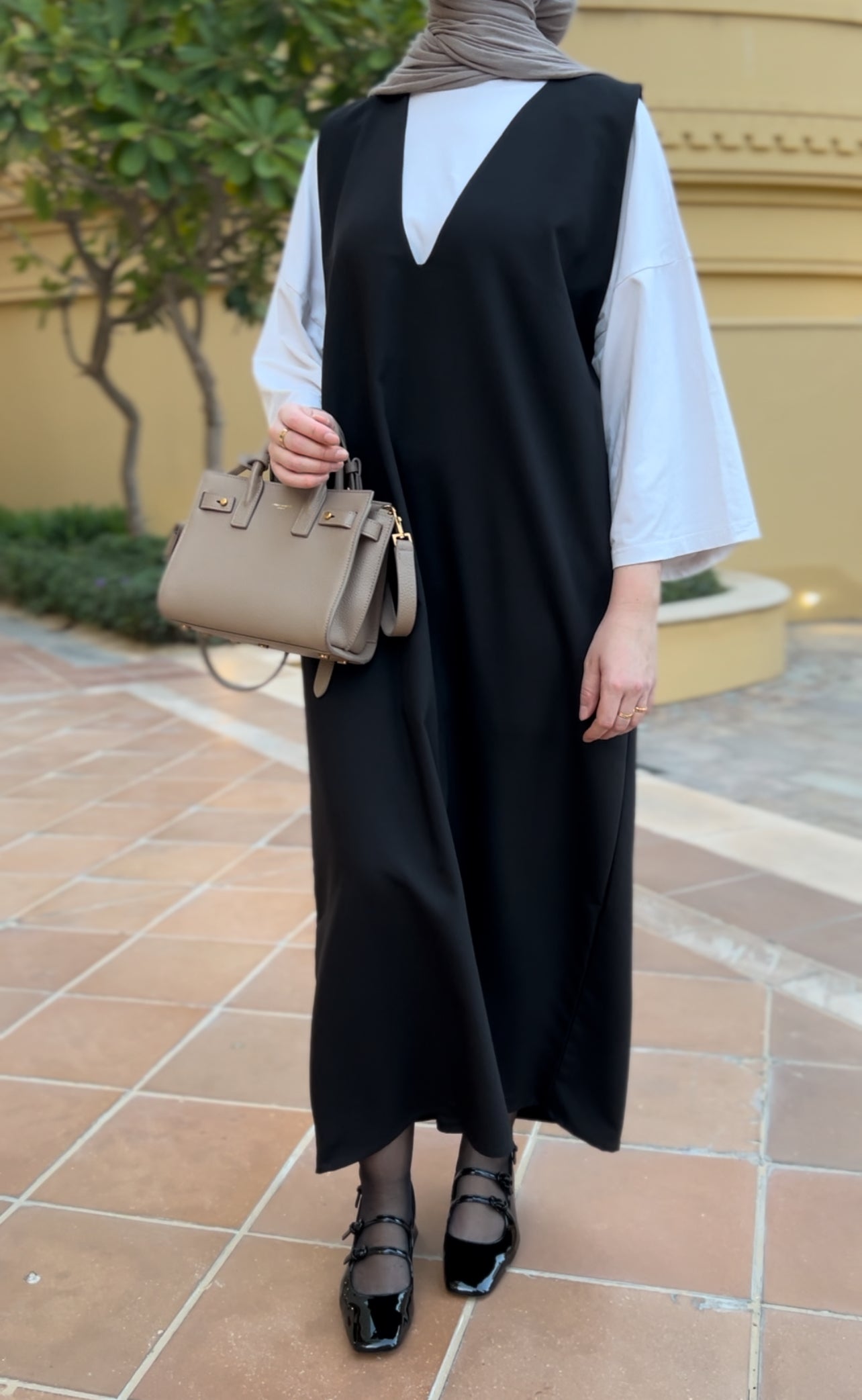Aswad Dress